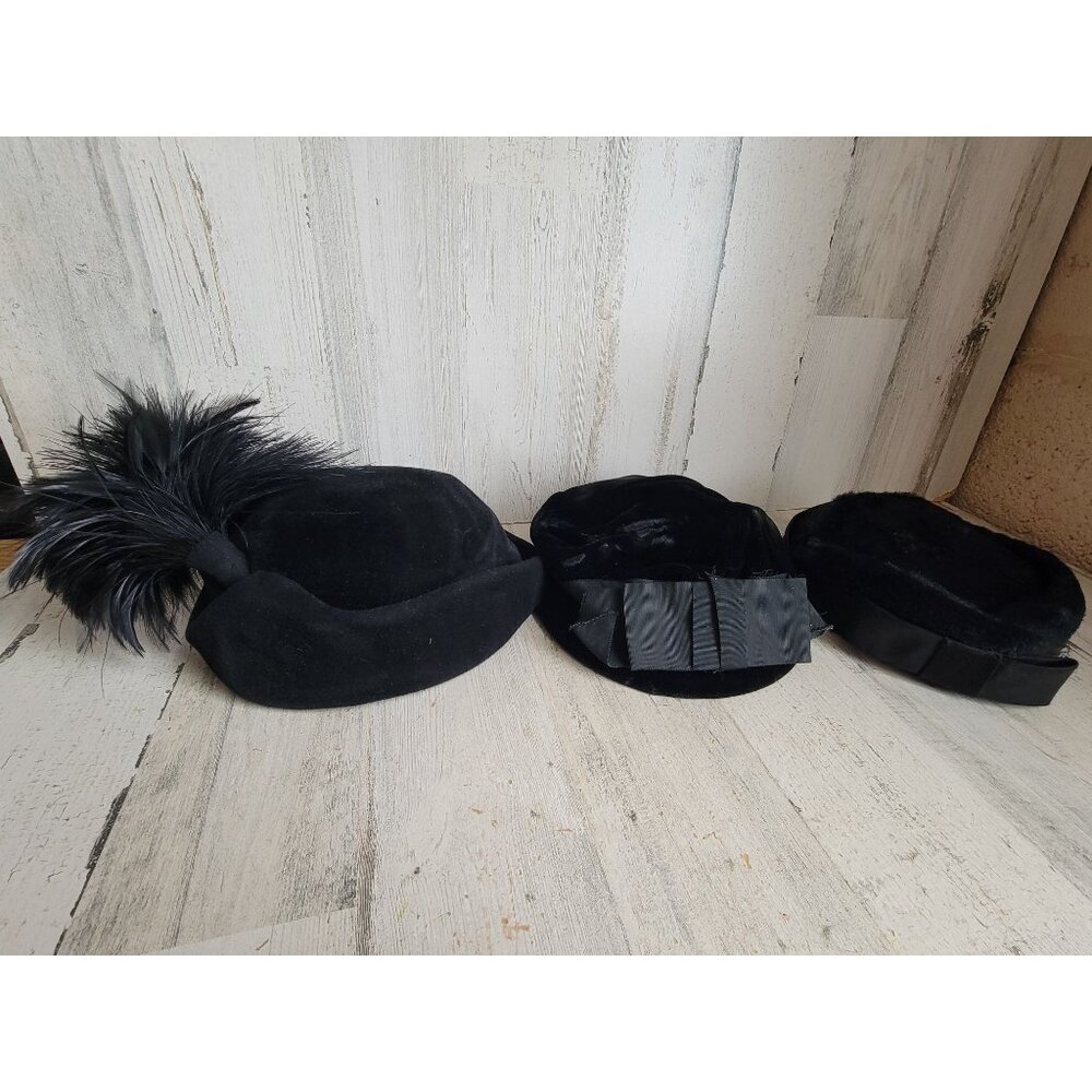 Fancy black hat‎ woman's vintage style Halloween costume set